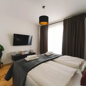  Apartament Triangle City Ii